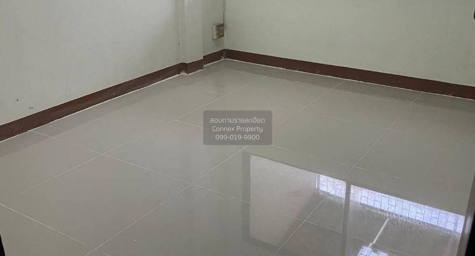 For sale 5 bedrooms townhouse in Bang Khae, Bangkok
