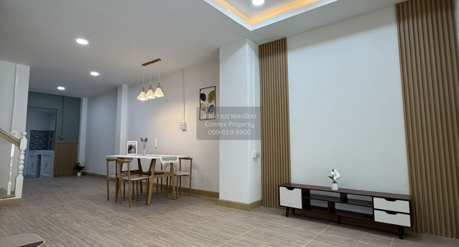 Reihenhaus zum Kauf mit 3 Zimmer in Krathum Baen, Samut Sakhon
