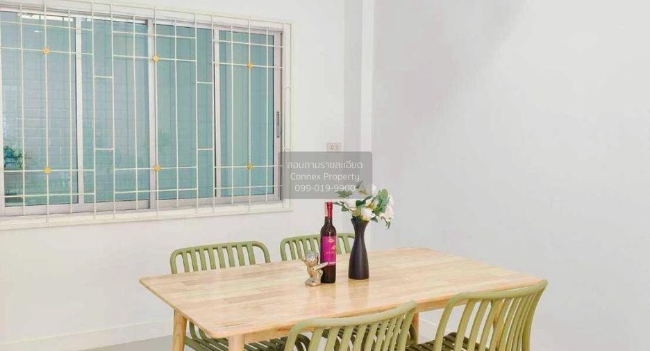 For sale 3 bedrooms townhouse in Min Buri, Bangkok
