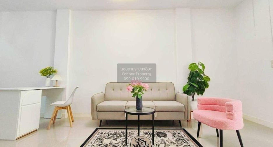 For sale 3 bedrooms townhouse in Min Buri, Bangkok