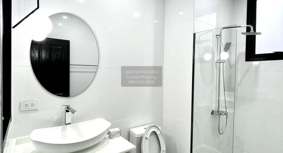 For sale 4 bedrooms house in Bang Phli, Samut Prakan