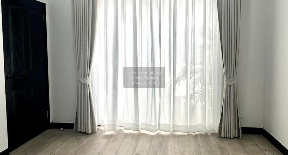 For sale 4 bedrooms house in Bang Phli, Samut Prakan