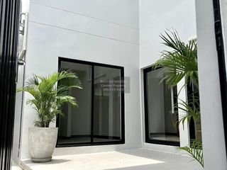 For sale 4 bedrooms house in Bang Phli, Samut Prakan