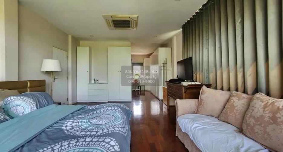 For sale 3 bedrooms house in Phasi Charoen, Bangkok