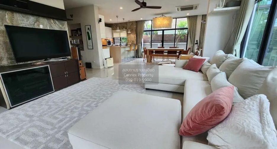 For sale 3 bedrooms house in Phasi Charoen, Bangkok