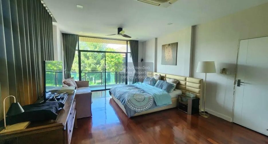 For sale 3 bedrooms house in Phasi Charoen, Bangkok