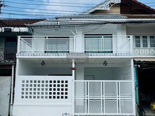 Reihenhaus zum Kauf mit 3 Zimmer in Bang Bua Thong, Nonthaburi