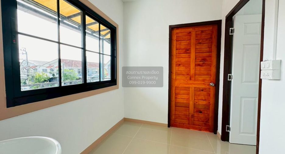 Casa adosada en venta de 2 habitaciones en Bang Bua Thong, Nonthaburi