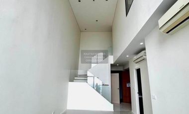 Wohnung zum Kauf mit 2 Zimmer in Watthana, Bangkok