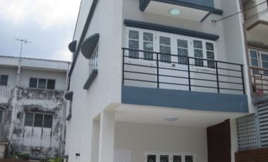 For sale 4 bedrooms townhouse in Bang Khen, Bangkok