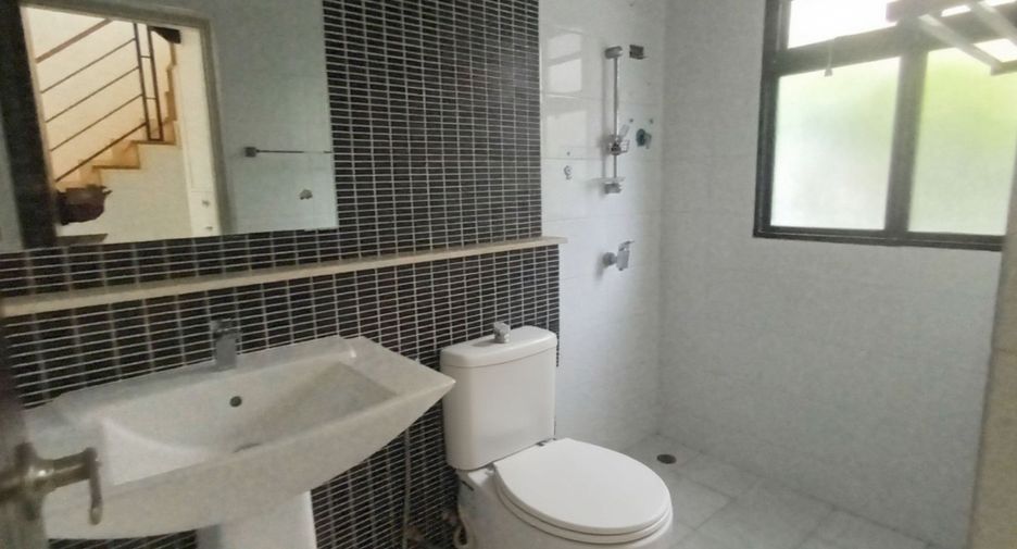 Haus zum Kauf mit 3 Zimmer in Bang Bon, Bangkok