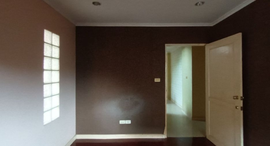 Haus zum Kauf mit 3 Zimmer in Bang Bon, Bangkok