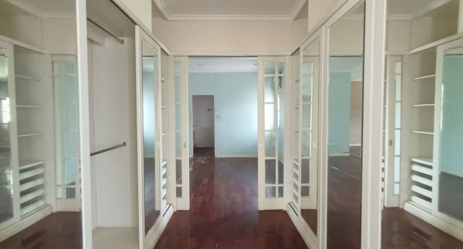 Haus zum Kauf mit 3 Zimmer in Bang Bon, Bangkok