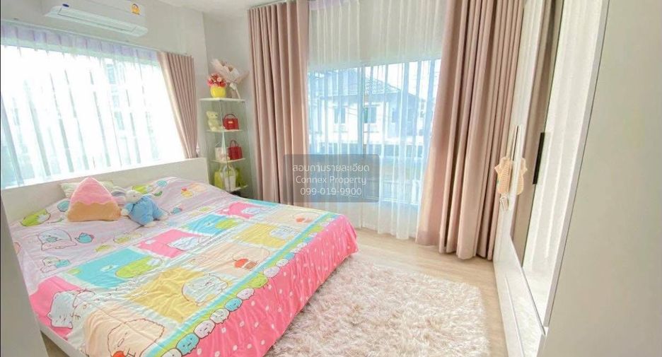 Casa en alquiler de 4 habitaciones en Mueang Pathum Thani, Pathum Thani