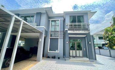 出租 3 卧室 独立屋 在 Lat Krabang, 曼谷