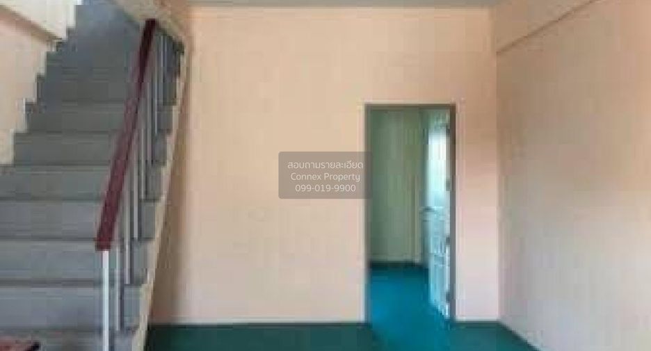 For rent 2 bedrooms retail Space in Bang Kapi, Bangkok