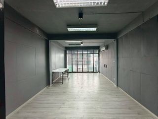 For rent 5 bedrooms townhouse in Sathon, Bangkok