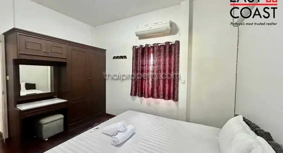 Casa en alquiler de 4 habitaciones en Jomtien, Pattaya