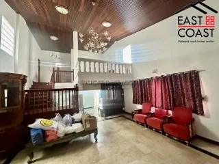 Casa en alquiler de 4 habitaciones en Bang Lamung, Chonburi