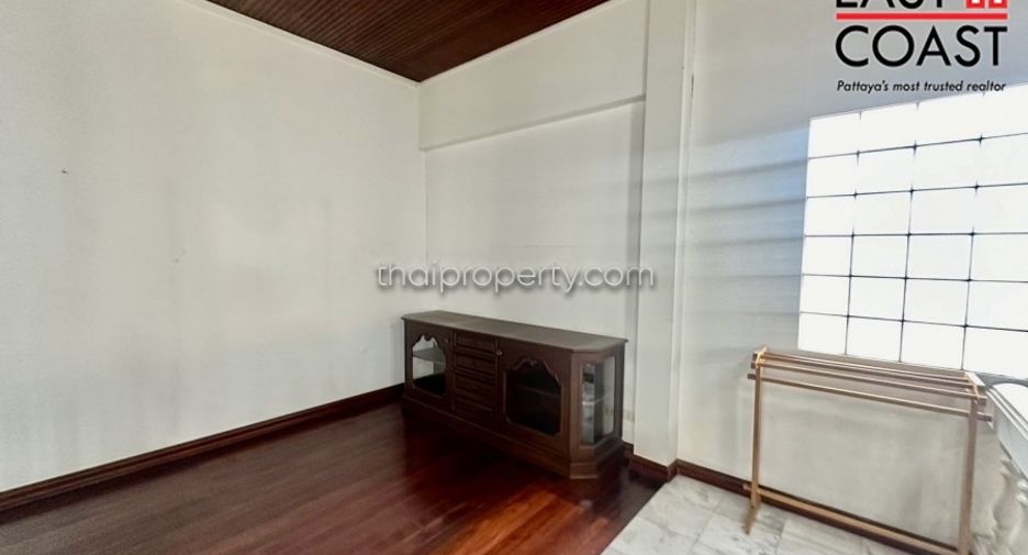 出租 4 卧室 独立屋 在 Bang Lamung, Chon Buri