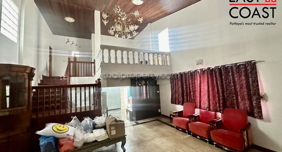 出租 4 卧室 独立屋 在 Bang Lamung, Chon Buri