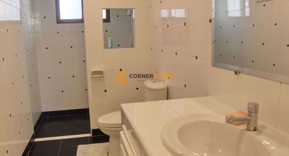 For rent and for sale 4 bedrooms house in Bang Lamung, Chonburi