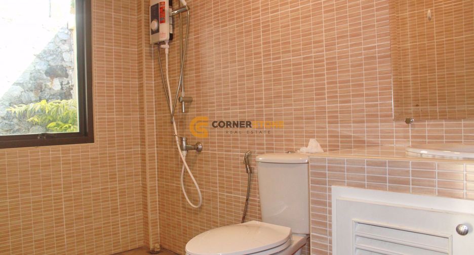 For rent and for sale 4 bedrooms house in Bang Lamung, Chonburi