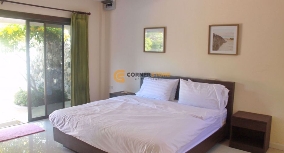 For rent and for sale 4 bedrooms house in Bang Lamung, Chonburi