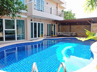 For rent 6 bedrooms house in Bang Lamung, Chonburi