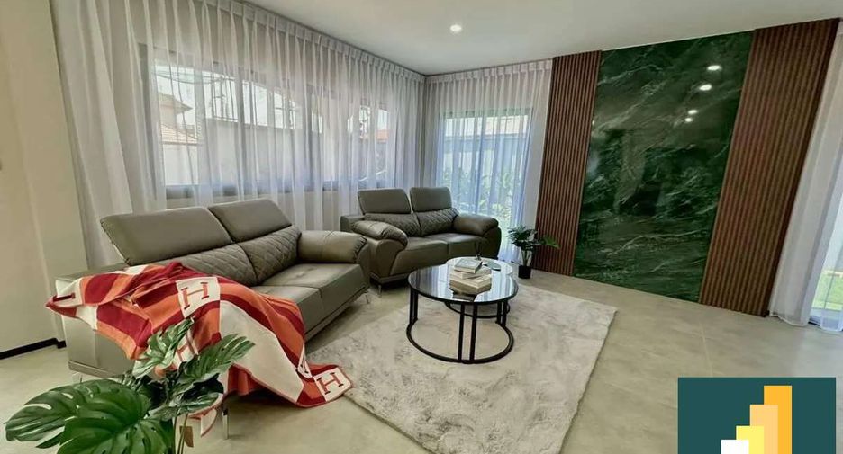 Villa zum Kauf mit 5 Zimmer in East Pattaya, Pattaya