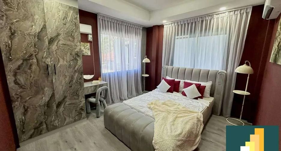 For sale 5 bedrooms villa in East Pattaya, Pattaya