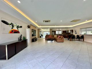 出租 6 卧室 别墅 在 Bang Lamung, Chon Buri