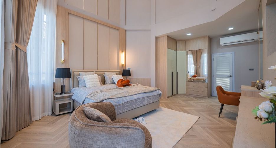 For sale 4 bedrooms house in Bang Lamung, Chonburi