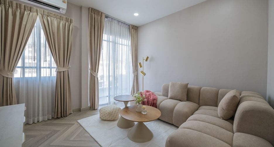 For sale 4 bedrooms house in Bang Lamung, Chonburi