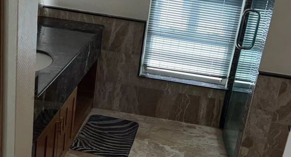 For rent 5 bedrooms house in Bang Lamung, Chonburi