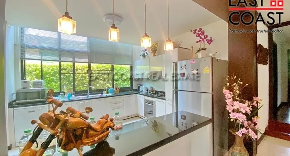 For rent and for sale 4 bedrooms house in Bang Lamung, Chonburi