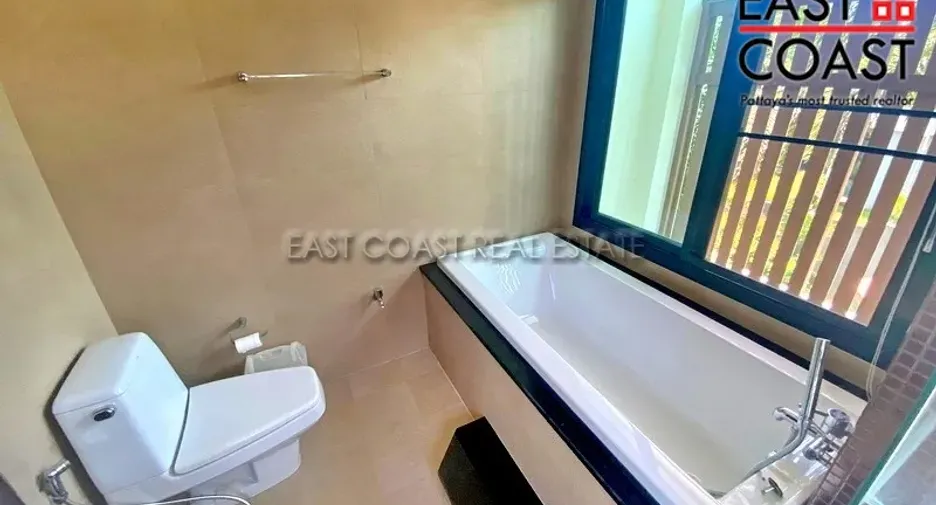 For rent and for sale 4 bedrooms house in Bang Lamung, Chonburi