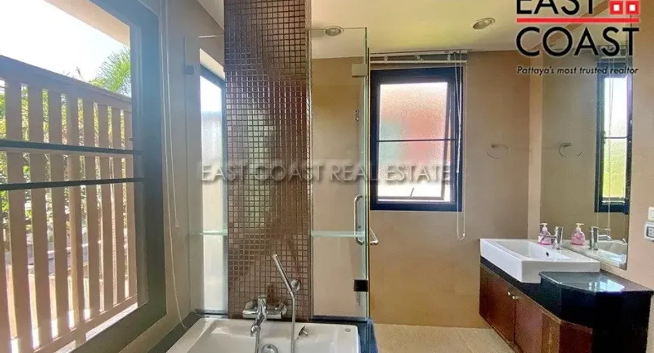 For rent and for sale 4 bedrooms house in Bang Lamung, Chonburi