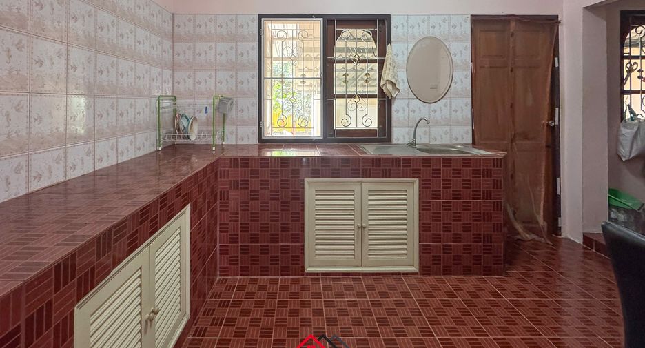 À vendre 3 chambres maison à Sattahip, Chonburi