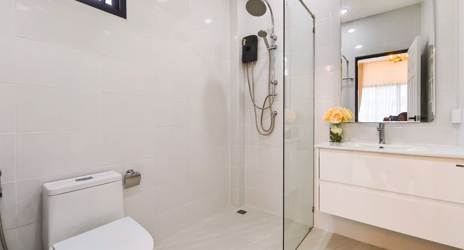 À vendre 3 chambres maison à Sattahip, Chonburi