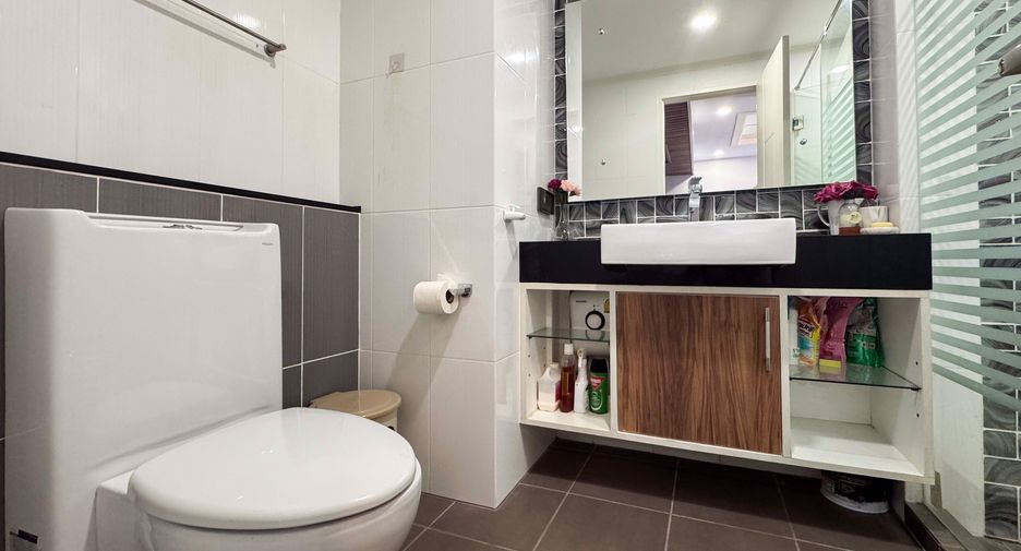 For sale 2 bedrooms condo in Bang Lamung, Chonburi