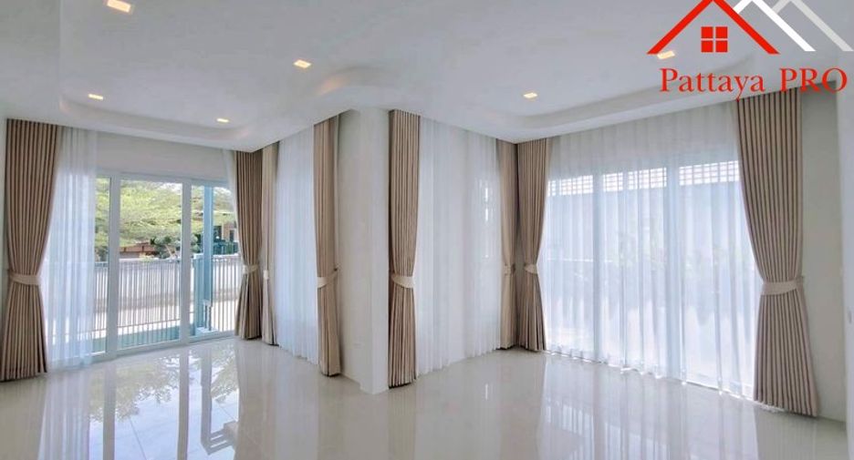 À vendre 3 chambres maison à Bang Lamung, Chonburi