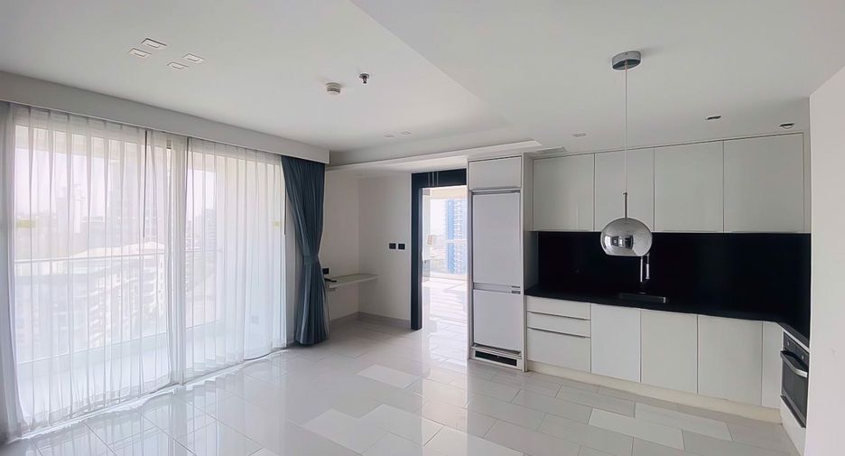 For sale 2 ベッドルーム condo in Pratumnak, Pattaya