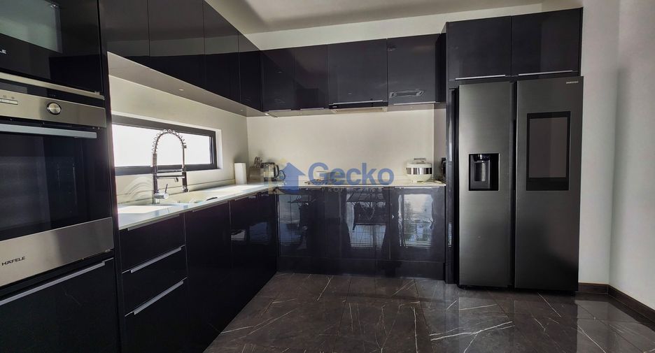 Casa en venta de 3 habitaciones en Bang Lamung, Chonburi