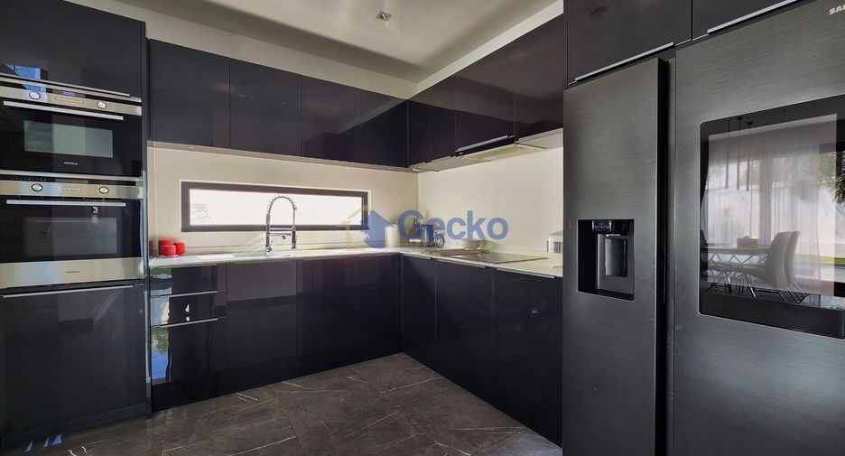 Casa en venta de 3 habitaciones en Bang Lamung, Chonburi