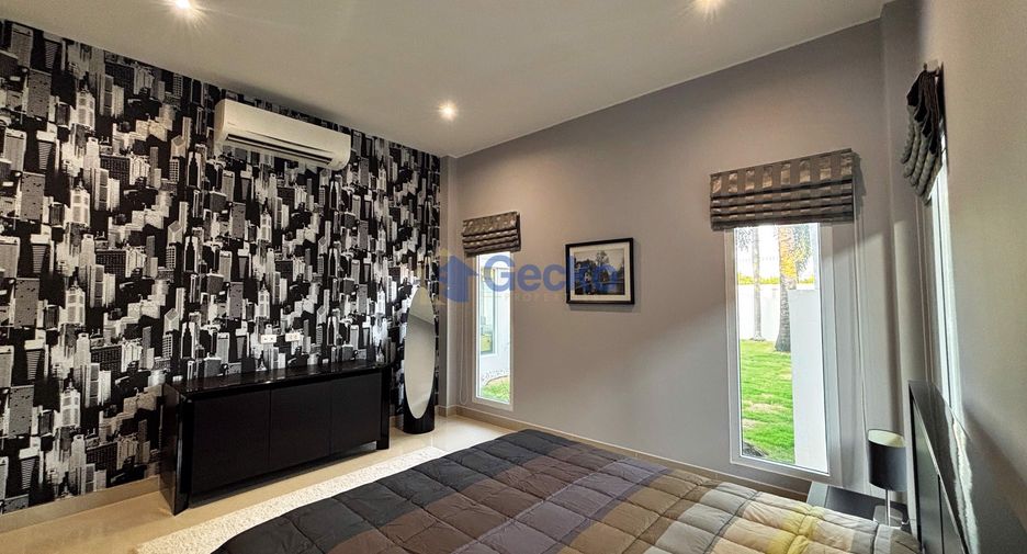 Haus zum Kauf mit 4 Zimmer in Bang Lamung, Chonburi