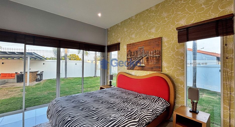 Haus zum Kauf mit 4 Zimmer in Bang Lamung, Chonburi