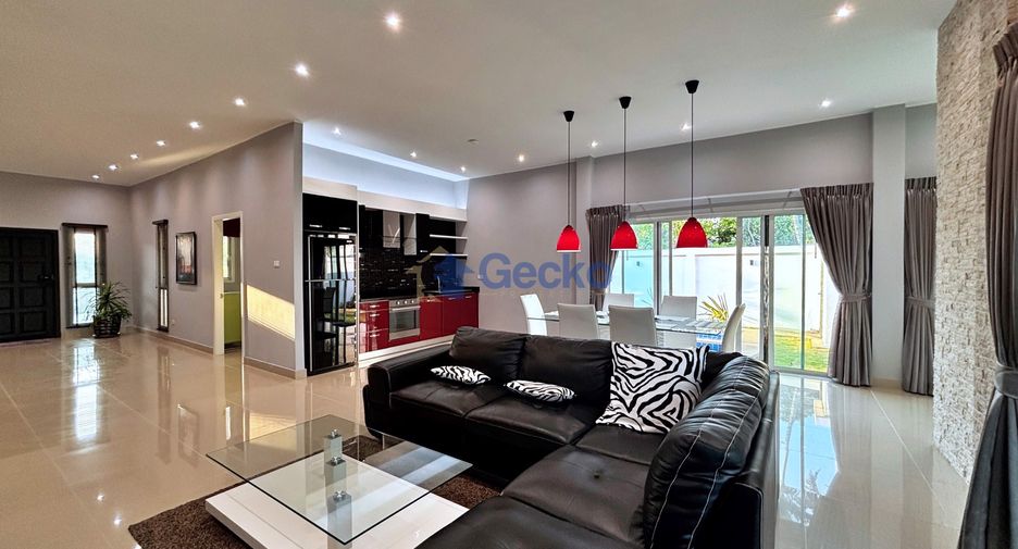 Haus zum Kauf mit 4 Zimmer in Bang Lamung, Chonburi