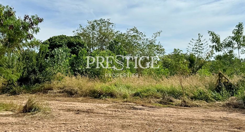 À vendre terrain à Bang Lamung, Chonburi