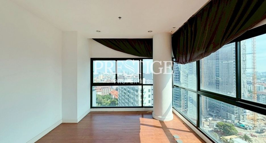 For sale 2 ベッドルーム condo in Pratumnak, Pattaya
